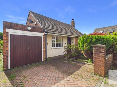 Brandle Avenue, Bury